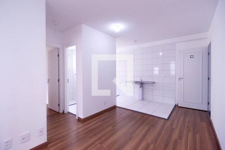 Sala de apartamento para alugar com 2 quartos, 48m² em Penha de França, São Paulo