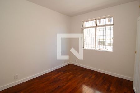 Apartamento à venda com 110m², 3 quartos e 1 vagaQuarto 2