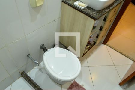 Apartamento à venda com 43m², 2 quartos e sem vaga Apartamento à venda com 43m², 2 quartos e sem vagaBanheiro