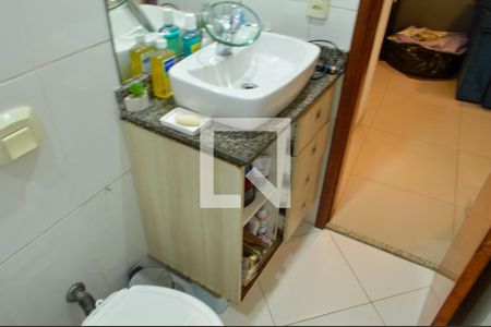 Apartamento à venda com 43m², 2 quartos e sem vaga Apartamento à venda com 43m², 2 quartos e sem vagaBanheiro