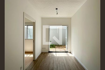 Sala de apartamento para alugar com 2 quartos, 46m² em Santo Amaro, São Paulo
