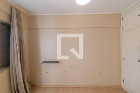 Quarto 01 de apartamento para alugar com 2 quartos, 80m² em Cambuí, Campinas