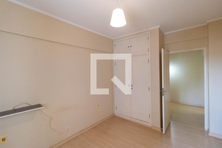 Quarto 01 de apartamento para alugar com 2 quartos, 80m² em Cambuí, Campinas