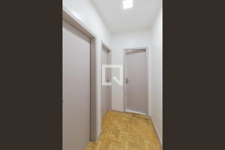 Apartamento à venda com 92m², 3 quartos e sem vagaCorredor 