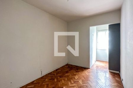 Quarto 01 de apartamento para alugar com 2 quartos, 78m² em Copacabana, Rio de Janeiro