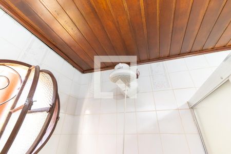 Casa à venda com 70m², 2 quartos e 2 vagas Casa à venda com 70m², 2 quartos e 2 vagasBanheiro - Chuveiro