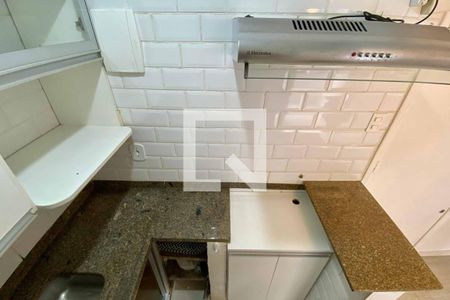 Studio à venda com 27m², 1 quarto e sem vaga Studio à venda com 27m², 1 quarto e sem vagaCozinha