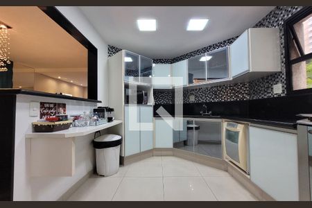 Apartamento à venda com 170m², 2 quartos e 3 vagasCozinha