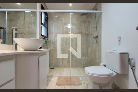 Apartamento à venda com 170m², 2 quartos e 3 vagasBanheiro da suíte