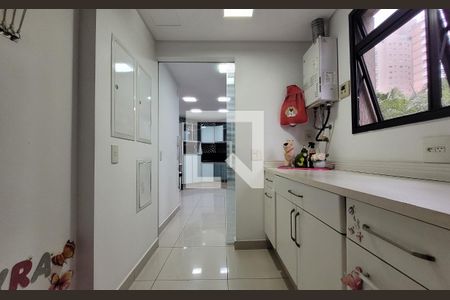 Apartamento à venda com 170m², 2 quartos e 3 vagasLavanderia