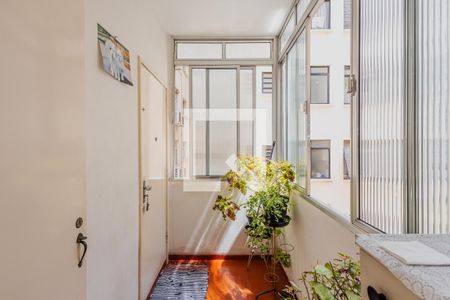 Apartamento à venda com 94m², 2 quartos e 1 vagaEntrada