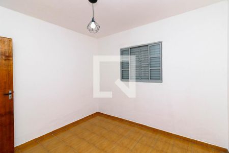 Quarto 1 de casa para alugar com 2 quartos, 120m² em Vila Dalila, São Paulo