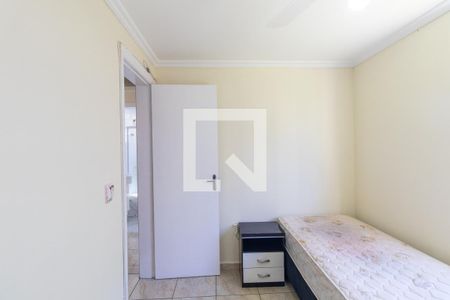 Quarto 1 de apartamento para alugar com 2 quartos, 44m² em Ouro Fino, São José dos Pinhais