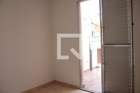 Quarto 1 de casa para alugar com 2 quartos, 64m² em Vila Oratório, São Paulo