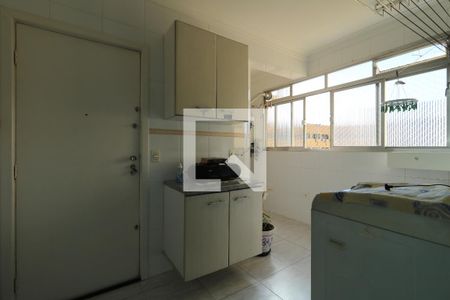 Apartamento para alugar com 213m², 3 quartos e 2 vagasÁrea de Serviço