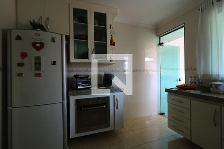 Apartamento para alugar com 213m², 3 quartos e 2 vagasCozinha