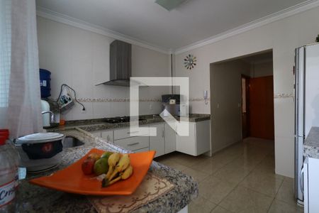 Apartamento para alugar com 213m², 3 quartos e 2 vagasCozinha
