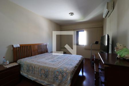 Apartamento para alugar com 213m², 3 quartos e 2 vagasSuíte