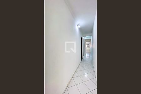 Corredor dos Dormitórios de casa para alugar com 2 quartos, 90m² em Parque Continental I, Guarulhos