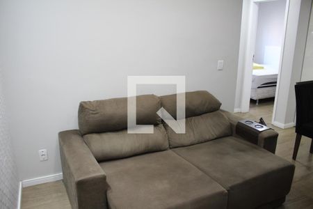 Sala de apartamento à venda com 2 quartos, 46m² em Califórnia, Belo Horizonte
