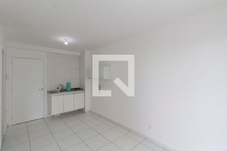 Sala e Cozinha Integrada de apartamento para alugar com 1 quarto, 35m² em Jardim Santa Teresinha, São Paulo