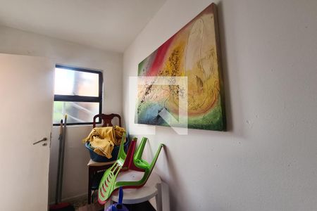 Casa à venda com 82m², 4 quartos e 1 vagaQuartinho