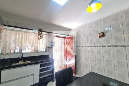 Casa à venda com 82m², 4 quartos e 1 vagaCozinha