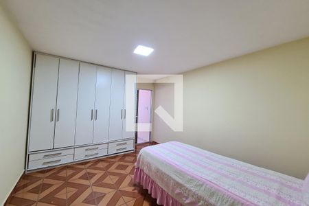 Casa à venda com 82m², 4 quartos e 1 vagaQuarto 3