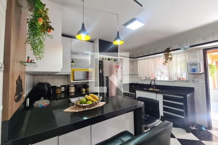 Casa à venda com 82m², 4 quartos e 1 vagaCozinha