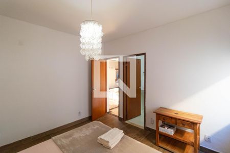 Casa de condomínio à venda com 544m², 4 quartos e 2 vagasSuíte 02