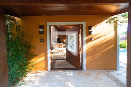 Casa de condomínio à venda com 544m², 4 quartos e 2 vagasEntrada