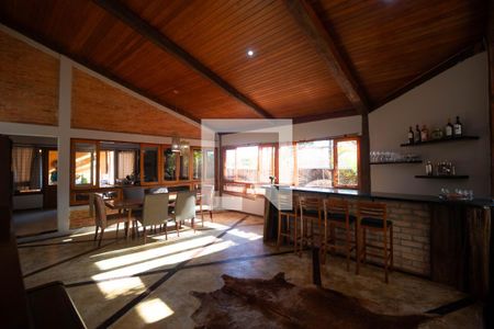 Salas de casa de condomínio à venda com 4 quartos, 544m² em Parque Xangrilá, Campinas