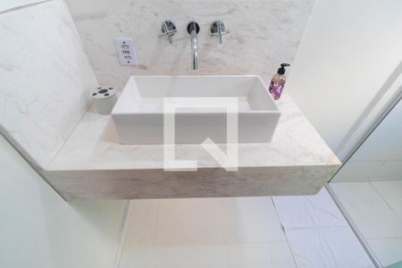 Casa de condomínio à venda com 544m², 4 quartos e 2 vagasBanheiro da Suíte 02