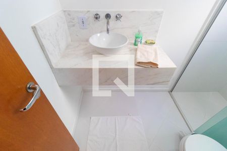 Casa de condomínio à venda com 544m², 4 quartos e 2 vagasBanheiro da Suíte 04