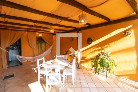 Casa de condomínio à venda com 544m², 4 quartos e 2 vagasVaranda