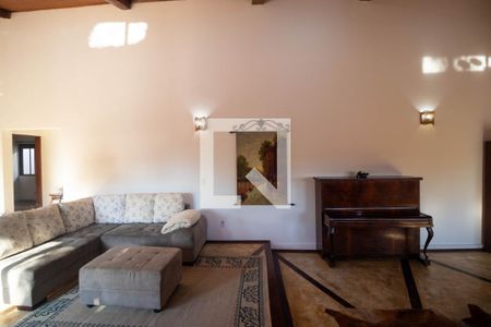 Casa de condomínio à venda com 544m², 4 quartos e 2 vagasSalas