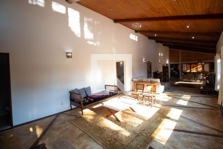 Casa de condomínio à venda com 544m², 4 quartos e 2 vagasSalas