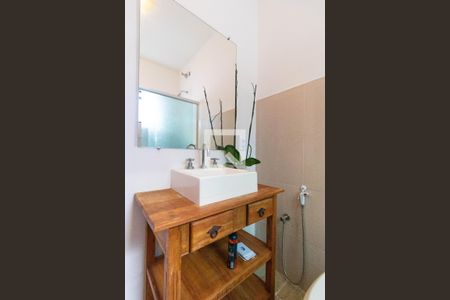 Casa de condomínio à venda com 544m², 4 quartos e 2 vagasBanheiro da Suíte 01