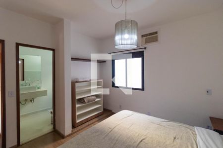 Casa de condomínio à venda com 544m², 4 quartos e 2 vagasSuíte 03