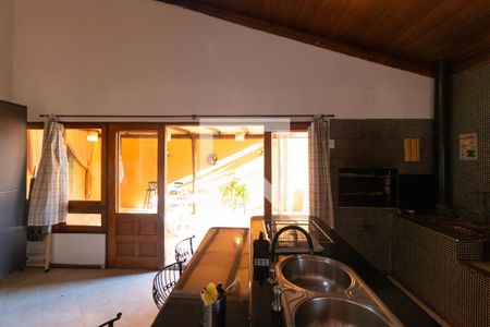 Casa de condomínio à venda com 544m², 4 quartos e 2 vagasCozinha