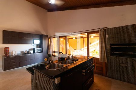 Casa de condomínio à venda com 544m², 4 quartos e 2 vagasCozinha