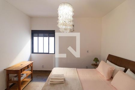 Casa de condomínio à venda com 544m², 4 quartos e 2 vagasSuíte 02