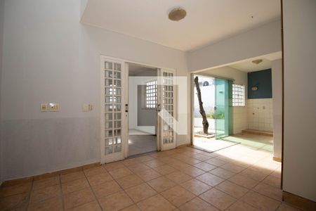 Sala 2 de casa para alugar com 3 quartos, 200m² em Conjunto F, Brasília