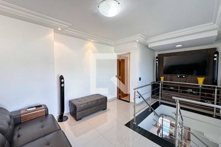 Sala de TV de apartamento à venda com 3 quartos, 150m² em Vila Diva, São Paulo
