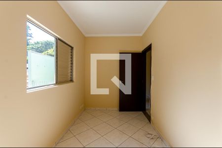 Casa para alugar com 200m², 3 quartos e 2 vagas Casa para alugar com 200m², 3 quartos e 2 vagasQuarto 2