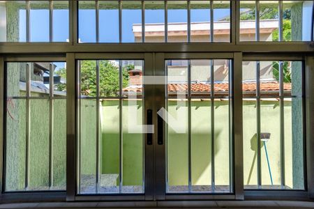 Casa para alugar com 200m², 3 quartos e 2 vagas Casa para alugar com 200m², 3 quartos e 2 vagasCozinha