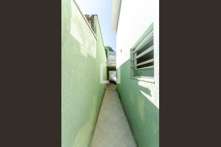 Casa para alugar com 200m², 3 quartos e 2 vagas Casa para alugar com 200m², 3 quartos e 2 vagasCorredor