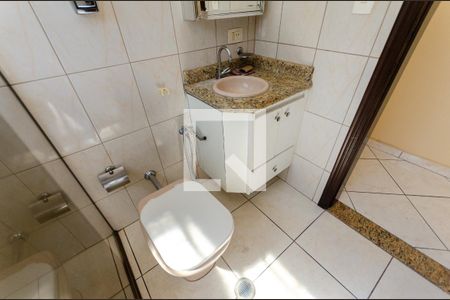 Casa para alugar com 200m², 3 quartos e 2 vagas Casa para alugar com 200m², 3 quartos e 2 vagasBanheiro 1