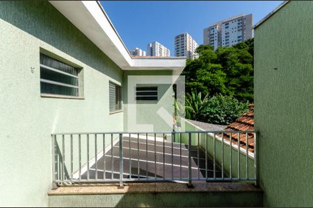 Casa para alugar com 200m², 3 quartos e 2 vagas Casa para alugar com 200m², 3 quartos e 2 vagasSacada quarto 1