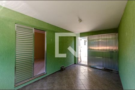Casa para alugar com 200m², 3 quartos e 2 vagas Casa para alugar com 200m², 3 quartos e 2 vagasVaranda quarto 1